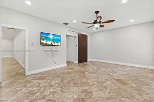 16751 Waters Edge Dr, Weston, FL 33326 - Photo 11