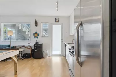 7440 Byron Ave #1B, Miami Beach, FL 33141 - Photo 7