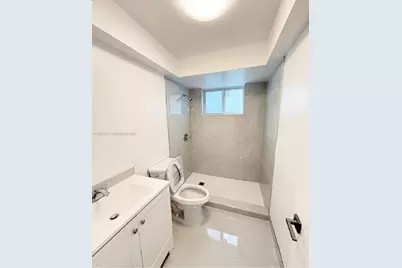 60 NW 161st St, Miami, FL 33169 - Photo 9