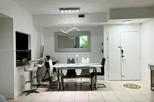 9805 NW 52nd St, Doral, FL 33178 - Photo 11