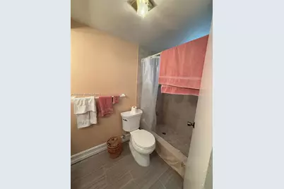 4270 NW 40th St #202, Lauderdale Lakes, FL 33319 - Photo 17