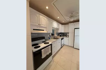 4270 NW 40th St #202, Lauderdale Lakes, FL 33319 - Photo 1