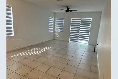 27034 SW 132nd Ct Rd, Homestead, FL 33032 - Photo 7