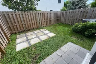 2602 SE 11th St, Homestead, FL 33035 - Photo 23