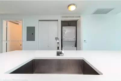 460 NE 28th St #607, Miami, FL 33137 - Photo 9