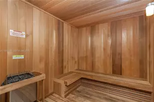 460 NE 28th St, Miami, FL 33137 - Photo 39