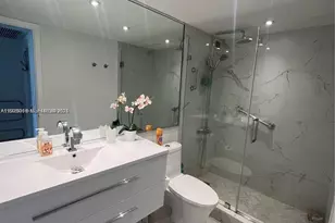 5555 Collins Ave, Miami Beach, FL 33140 - Photo 13