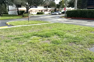 4220 SW 71st Way, Davie, FL 33314 - Photo 3