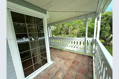 10521 Mahogany Key Cir #201D, Miami, FL 33196 - Photo 15