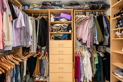 1925 Brickell Ave #D2006, Miami, FL 33129 - Photo 21