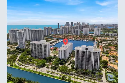 3610 Yacht Club Dr #805, Aventura, FL 33180 - Photo 3