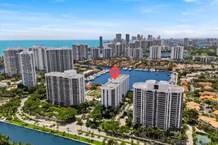 3610 Yacht Club Dr, Aventura, FL 33180 - Photo 3