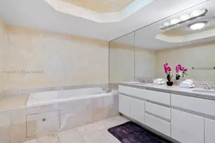 16711 Collins Ave, Sunny Isles Beach, FL 33160 - Photo 17