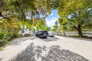 3453 SW 23rd Terrace, Miami, FL 33145 - Photo 21