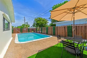 1204 NE 7th St, Pompano Beach, FL 33060 - Photo 33