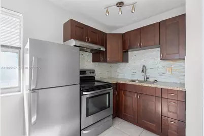 4021 N Andrews Ave #3, Oakland Park, FL 33309 - Photo 7