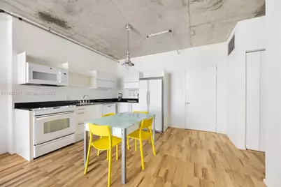 690 SW 1st Ct #1830, Miami, FL 33130 - Photo 5