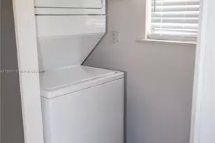 2444 Roosevelt St, Hollywood, FL 33020 - Photo 9