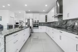 16493 SW 27th St, Miramar, FL 33027 - Photo 5