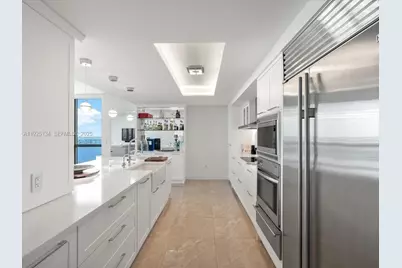 1331 Brickell Bay Dr #1811, Miami, FL 33131 - Photo 11