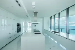 19575 Collins Ave, Sunny Isles Beach, FL 33160 - Photo 23