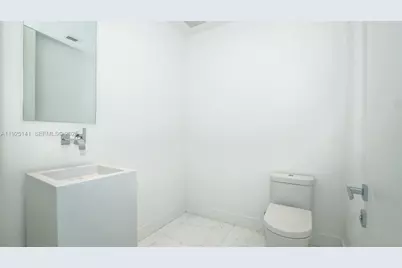 19575 Collins Av #19, Sunny Isles Beach, FL 33160 - Photo 31