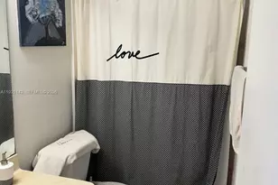 2020 NE 135th St, North Miami, FL 33181 - Photo 13