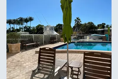 2020 NE 135th St #609, North Miami, FL 33181 - Photo 9