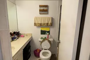 2020 NE 135th St, North Miami, FL 33181 - Photo 29