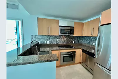 300 S Biscayne Blvd #3011, Miami, FL 33131 - Photo 11