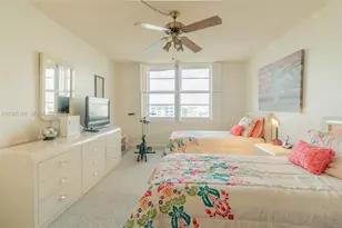 301 174th St, Sunny Isles Beach, FL 33160 - Photo 33