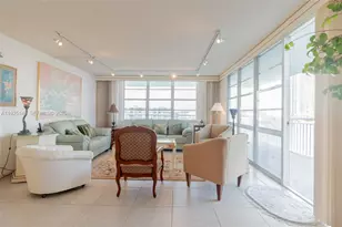 301 174th St, Sunny Isles Beach, FL 33160 - Photo 15