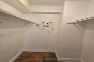4910 NW 79th Ave, Doral, FL 33166 - Photo 7