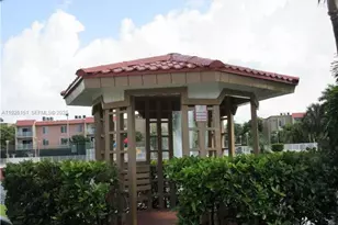 4910 NW 79th Ave, Doral, FL 33166 - Photo 13