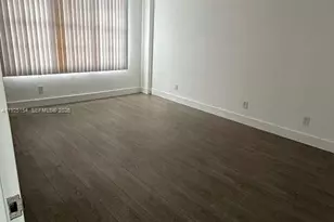 5161 Collins Ave, Miami Beach, FL 33140 - Photo 13