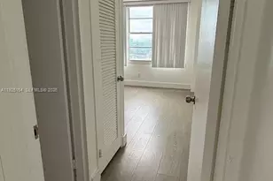 5161 Collins Ave, Miami Beach, FL 33140 - Photo 11