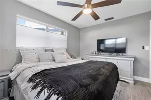 8831 NW 11th St, Pembroke Pines, FL 33024 - Photo 25