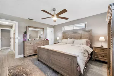 8831 NW 11th St, Pembroke Pines, FL 33024 - Photo 21