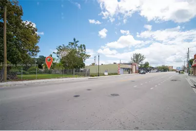 7635 NE 2nd Ave, Miami, FL 33138 - Photo 11