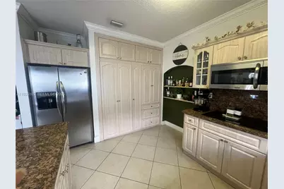 12446 SW 198th St, Miami, FL 33177 - Photo 15