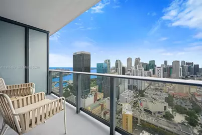 159 NE 6th St #3810, Miami, FL 33132 - Photo 9