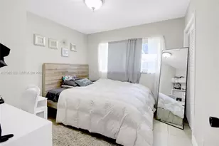 6810 Farragut St, Hollywood, FL 33024 - Photo 11