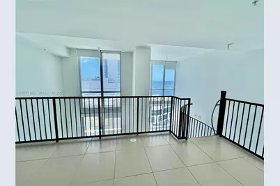 300 S Biscayne Blvd #Loft 1028, Miami, FL 33131 - Photo 9