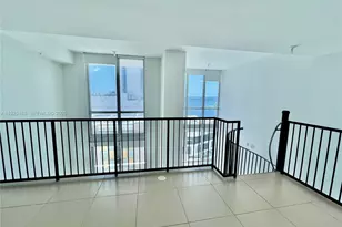 300 S Biscayne Blvd, Miami, FL 33131 - Photo 9