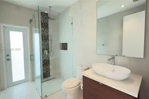3763 Oak Ridge Cir, Weston, FL 33331 - Photo 11