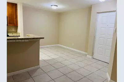 10521 SW 157th Pl #106, Miami, FL 33196 - Photo 9