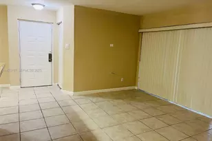 10521 SW 157th Pl, Miami, FL 33196 - Photo 5