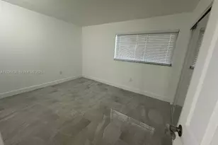 748 82nd St, Miami Beach, FL 33141 - Photo 5