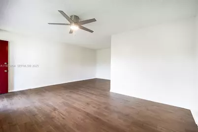 100 SW 132nd Way #306K, Pembroke Pines, FL 33027 - Photo 3