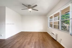 100 SW 132nd Way, Pembroke Pines, FL 33027 - Photo 5